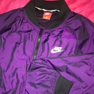 purple nike windbreaker